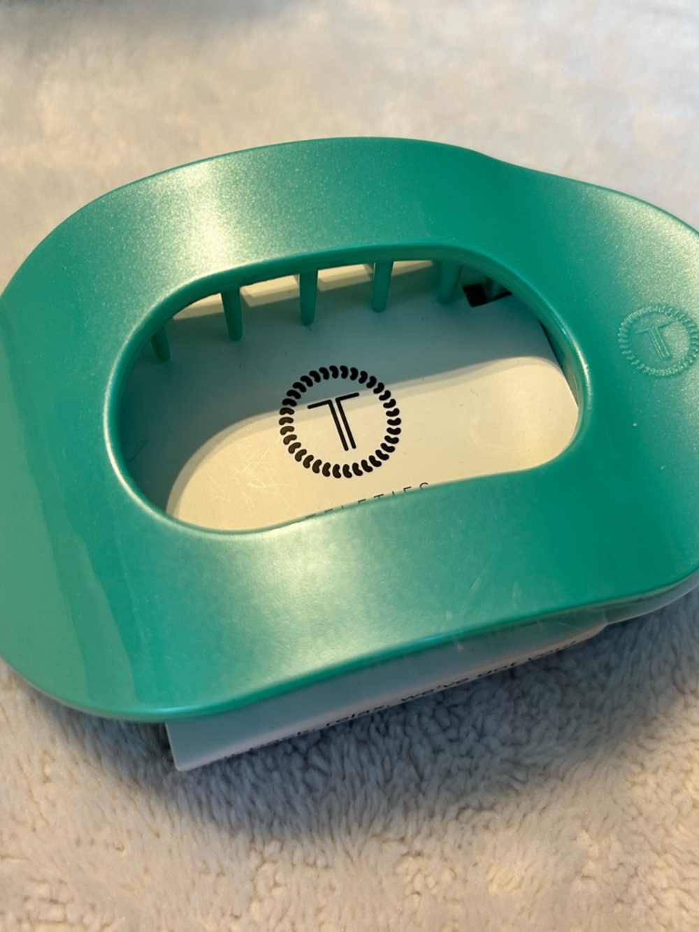 Teletie Teal Hair Clip - Women’s Stylish Hair Accessory
